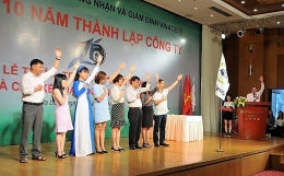 VinaCert tổ chức Lễ tri ân, trao thẻ nhân viên và cam kết đạo đức nghề nghiệp