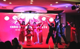 Rộn ràng đêm Gala dinner VinaCert chào xuân Kỷ Hợi 2019